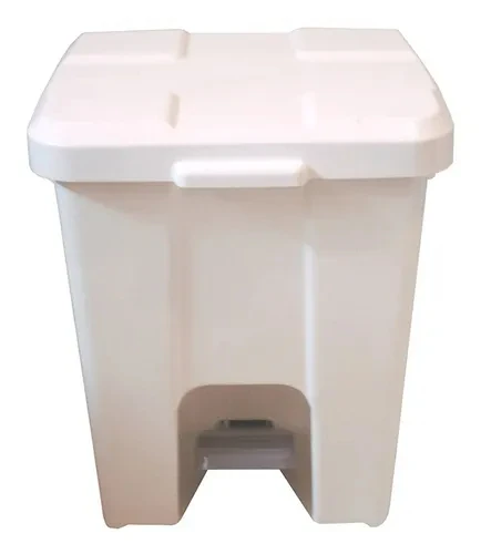 Castro Naves - LIXEIRA PLAST. C/PEDAL 30L QUAD. BRANCA - 12248 01