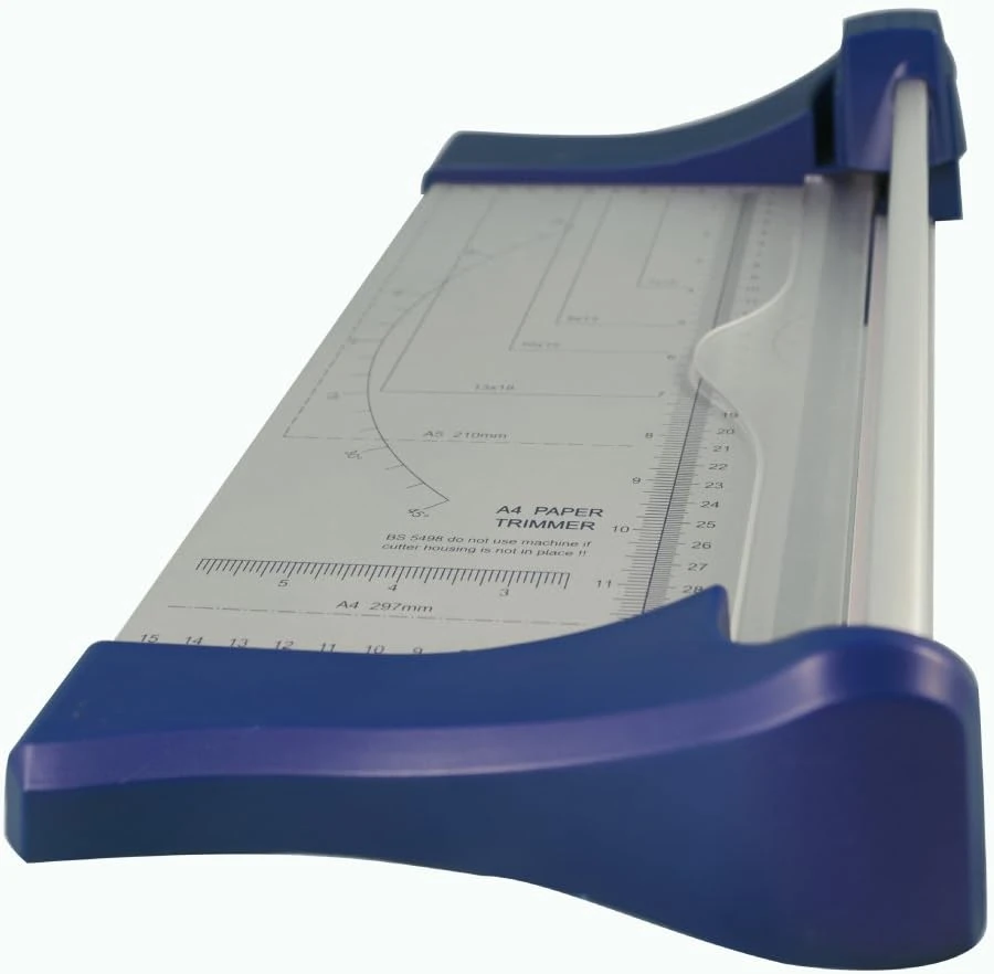 Castro Naves - REFILADORA DE PAPEL A4 COMPACTA P/ 10 F - 101824 01